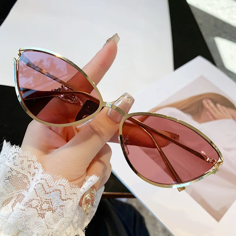 Brand Small Cat Eye Sunglasses Women Luxury 2042 Unique Metal Frame Brown Sun Glasses Trendy UV400 Eyewear Shades Vintage