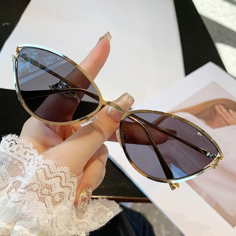 Brand Small Cat Eye Sunglasses Women Luxury 2042 Unique Metal Frame Brown Sun Glasses Trendy UV400 Eyewear Shades Vintage