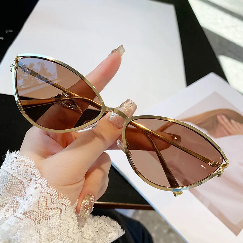 Brand Small Cat Eye Sunglasses Women Luxury 2042 Unique Metal Frame Brown Sun Glasses Trendy UV400 Eyewear Shades Vintage