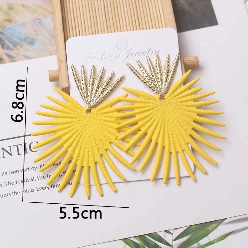 New Women Dangle Earrings Yellow Metal Pendants Geometric Imitation Pearl Drop Earrings Korean Fashion Ear Jewelry pendientes