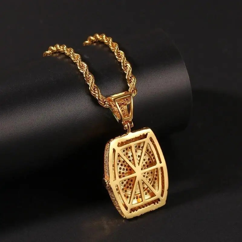 Exquisite Zircon Watch Shape Pendant Necklace Men and Women Trend Hip-Hop Rock Party Jewelry Gift Accessories
