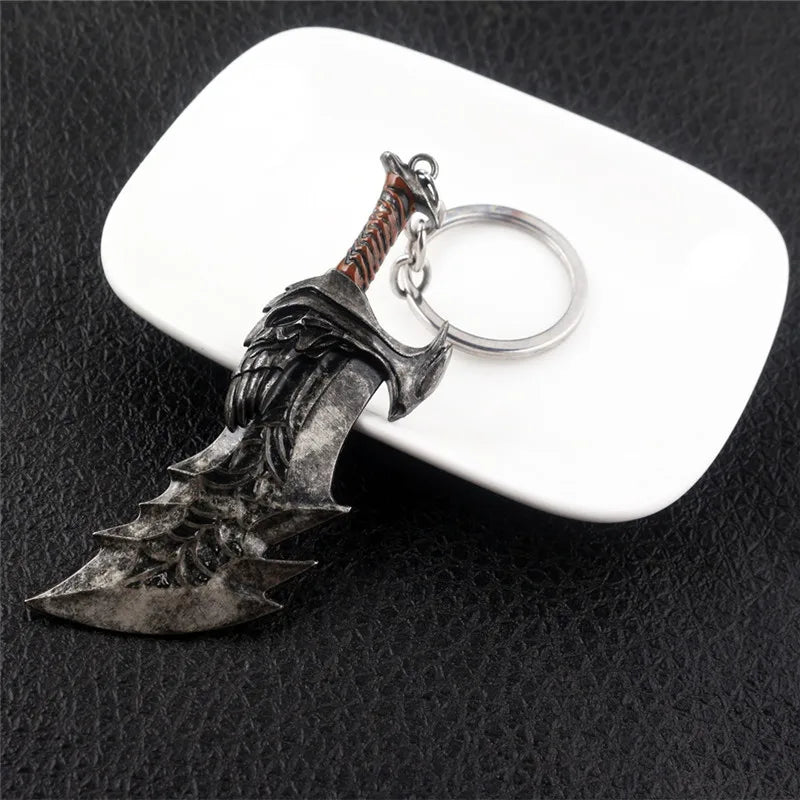 ZRM Fashion God Of War 4 Keychain Kratos Axe Demon Knife Weapons Model Key Chain Chaveiro Men Cosplay Keyring Car Accessory