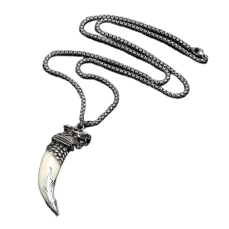 Retro domineering wolf tooth pendant necklace suitable for men's personalized ethnic style punk rock motorcycle jewelry gifts