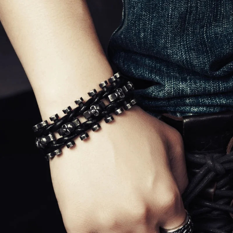 Men's Retro Wide Skull Metal Bracelet Stainless Steel Cuff Belt Buckle Gothic Bracelet Punk Hip Hop Motorcyclist Jewelry Gift