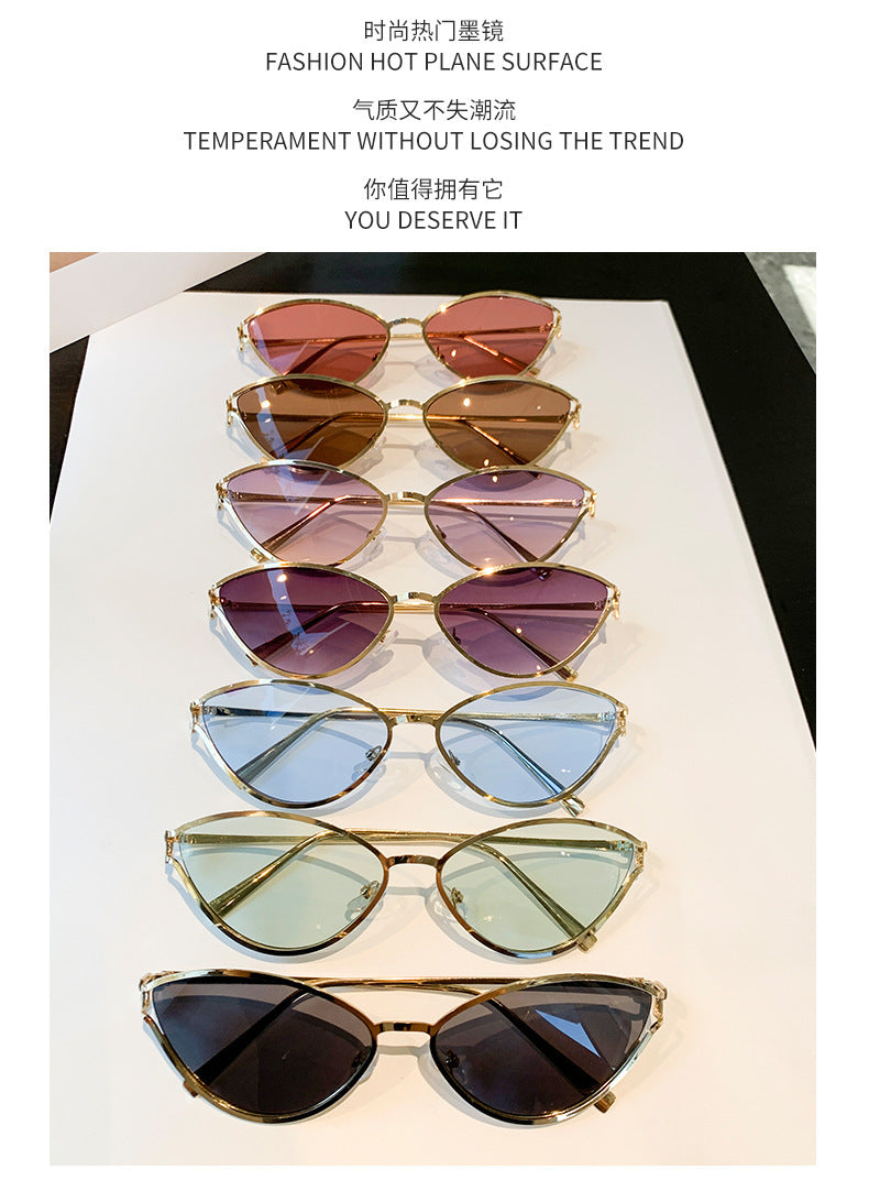 Brand Small Cat Eye Sunglasses Women Luxury 2042 Unique Metal Frame Brown Sun Glasses Trendy UV400 Eyewear Shades Vintage