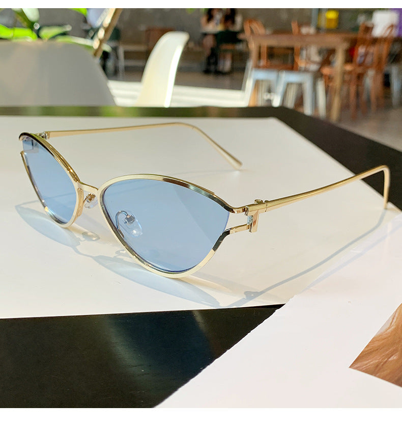 Brand Small Cat Eye Sunglasses Women Luxury 2042 Unique Metal Frame Brown Sun Glasses Trendy UV400 Eyewear Shades Vintage