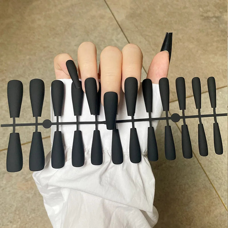 24Pcs/Set White French Press on Fake Nails Full Cover Artificial Wearable Nail Beauty Tips Naked French White False Nails Art