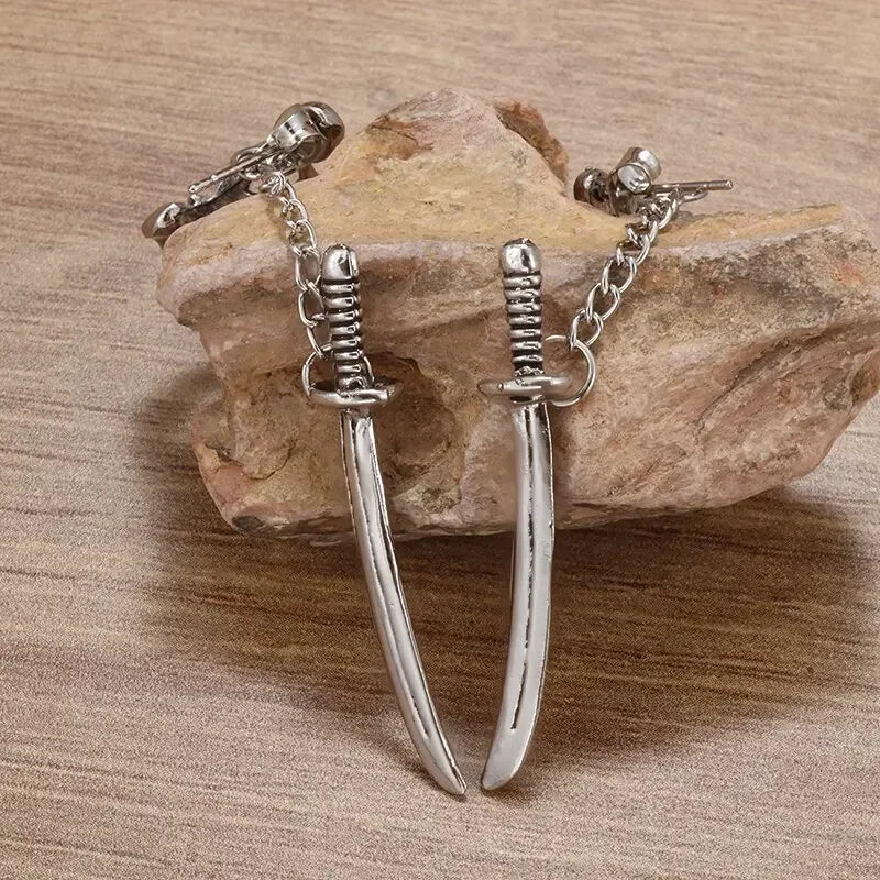 Fashion Personality Creative Snake Winding Plant Vine Hoop Earrings for Men Women Daily Wear Hypoallergenic Luxury Jewelry