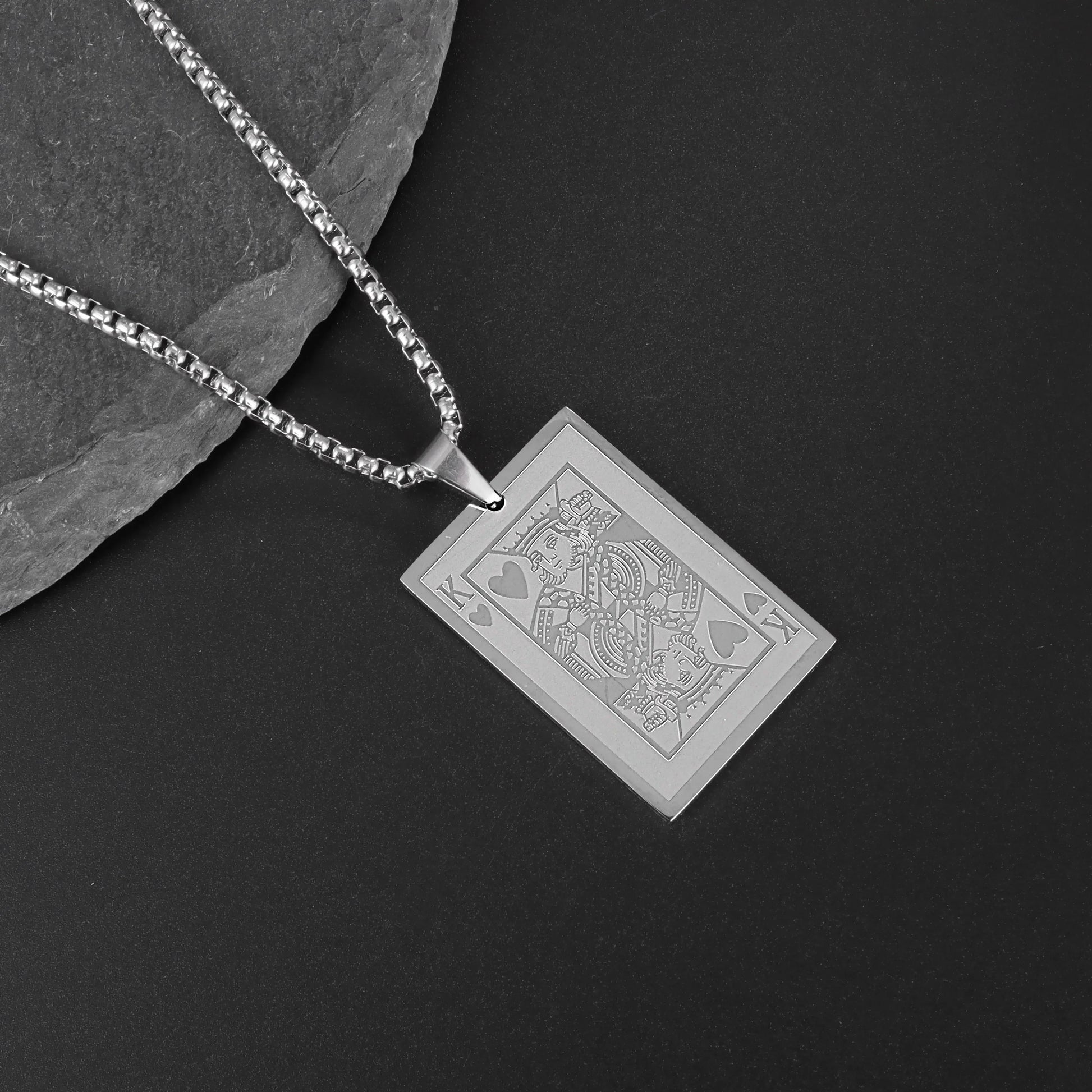 Hip-Hop Iced Out Spades Playing Card Necklace Men\'s Personalized Street Hip-Hop Rock Trend Jewelry Cool Luck Necklace