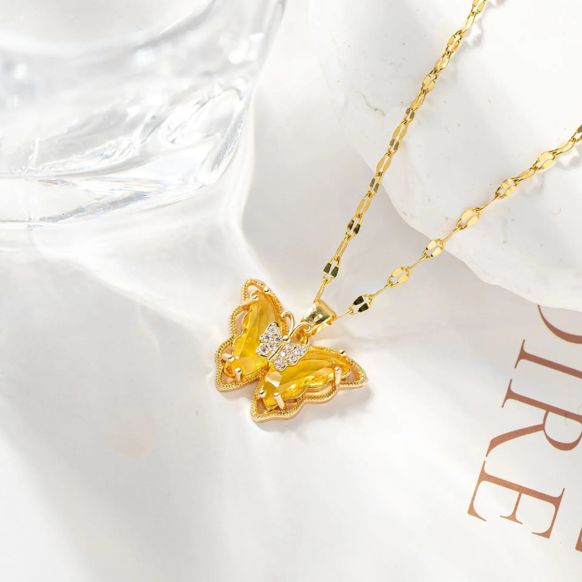 Micro-inlaid Crystal Butterfly Necklace Fashion European American Style Cute Classic Light Luxury Transparent Clavicle Chain