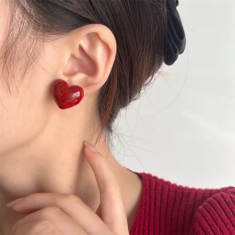 Vintage Cute Red Love Heart Stud Earrings for Women 2024 Korean Fashion Charm Wedding Bride Jewelry Accessories Anniversary Gift