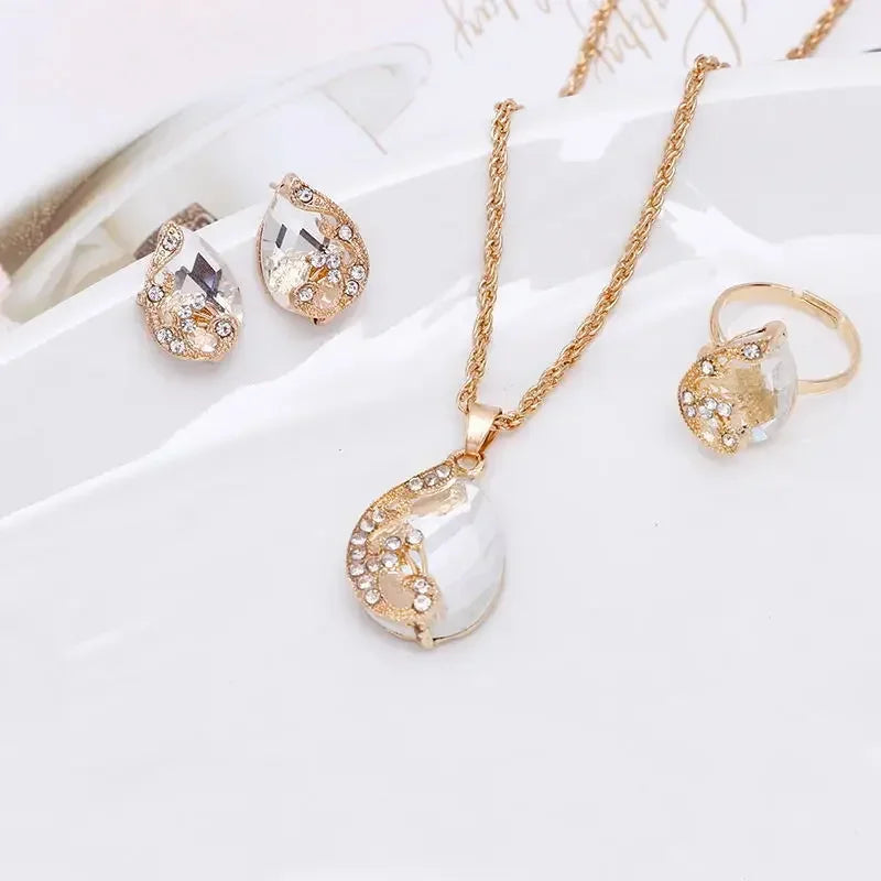 4PCS Trendy Water Droplets Peacock Jewelry Set Crystal Elegant Creative Series Peacock Exquisite Crystal Korean Edition Jewelry