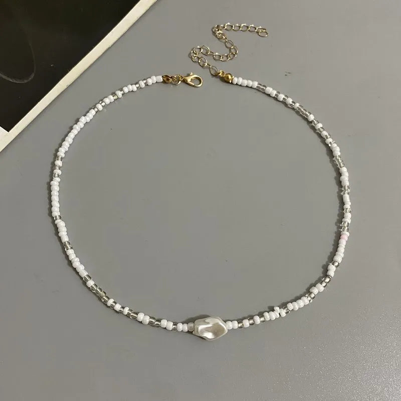 Fashion Boho Beads Necklace Women Imitation Pearl Seed Beaded Strand Short Choker Necklace Handmade Female Jewelry Wholesale