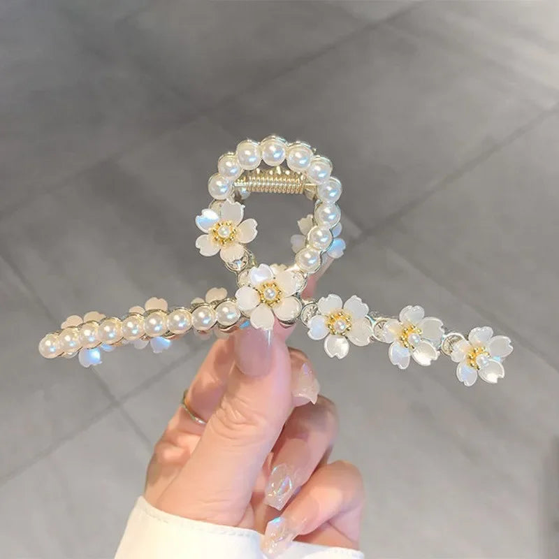 Pearl Flower Tassel Hair Claw for Women Cute Sweet Hair Clip Girls Fashion Elegance Headdress Korean Exquisite Hair Accessoires