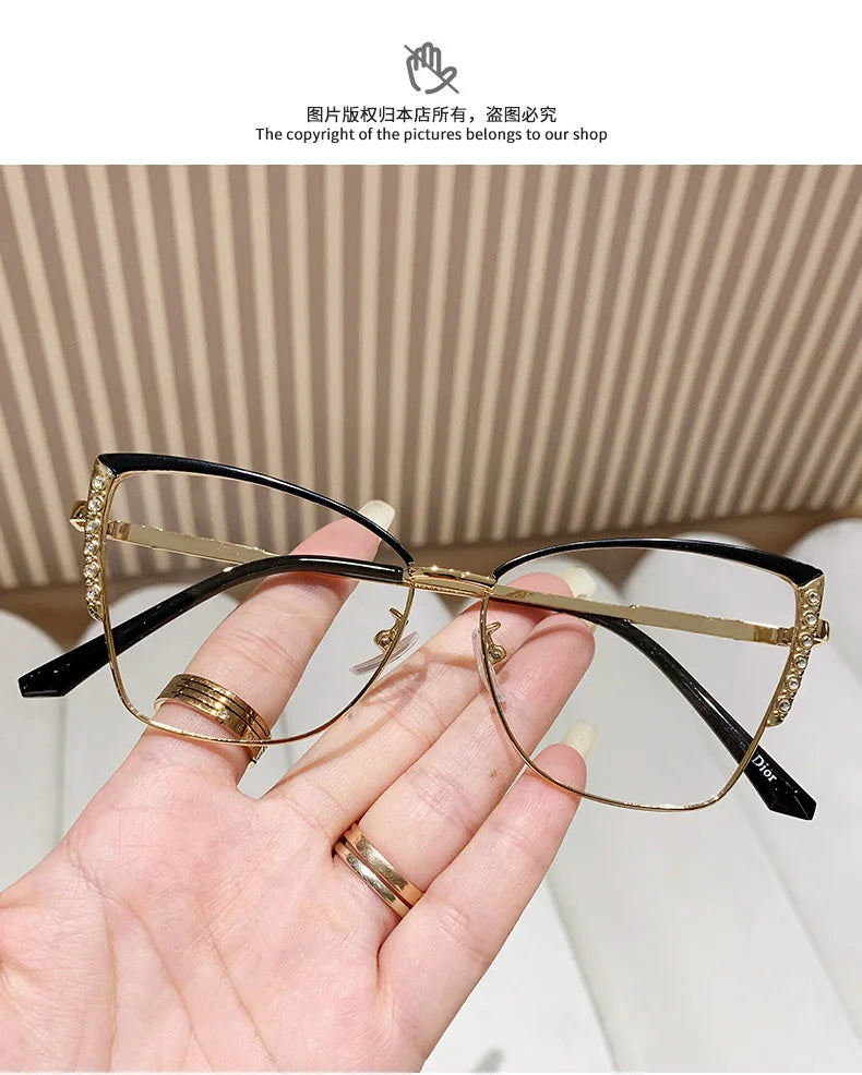 Fashion Cat Eye Glasses Ultra-light Glasses Frame Retro Photochromic Eyeglasses Anti-blue Light Eyewear Metal Color-changing