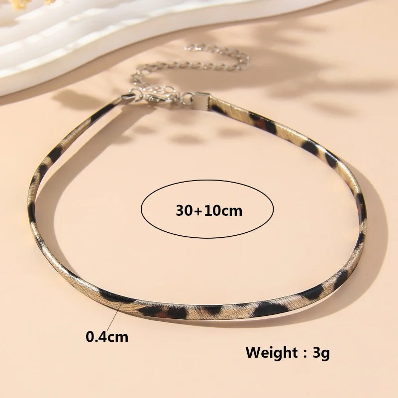 2025 New Simple Brown Colour Leopard print Personality Originality Necklace for Women Party Jewelry Accessories