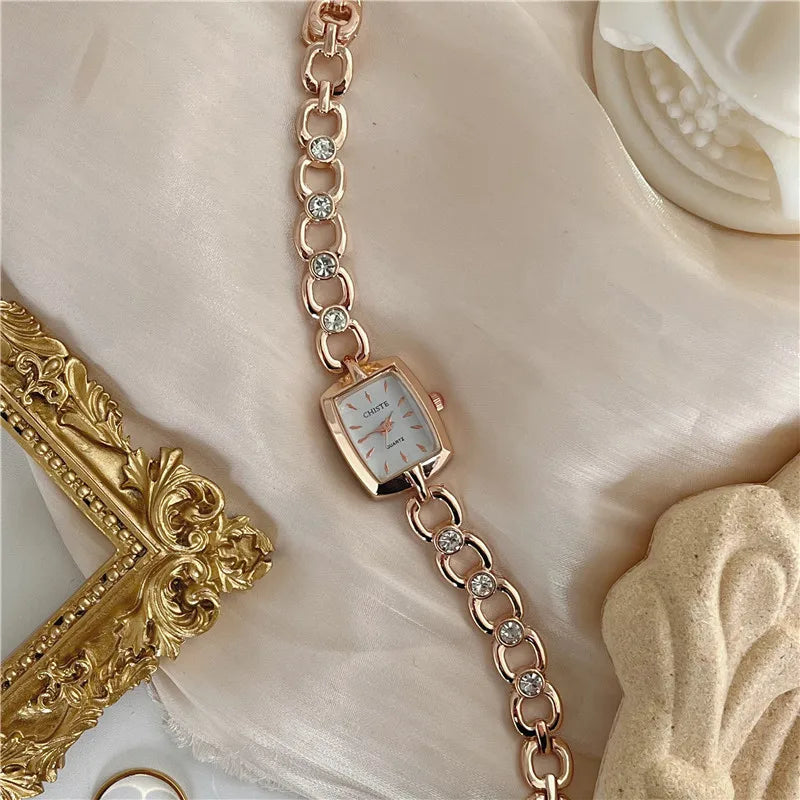 Fashion Women Quartz Watches Rhinestone Studded Bracelet Watch Square Dial Luxury Ladies Watch Gift Dropshipping Clock Relojes