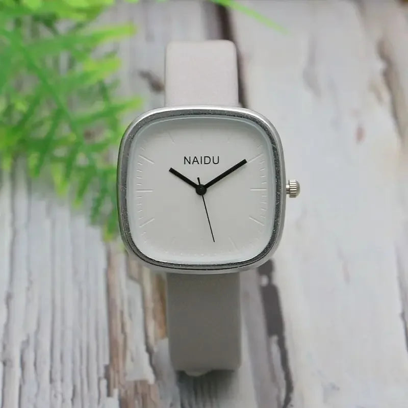 Simple Versatile Leather Belt Quartz Watch Fashion Student Small Square Watch Men and Women Student Wrist Watches Wholesale