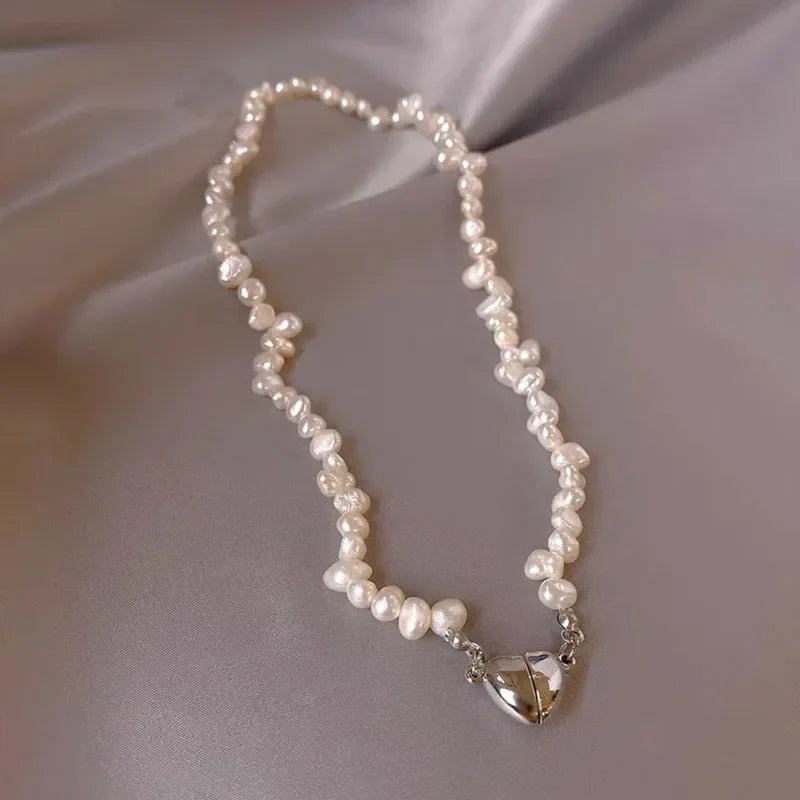 Korean Pearl Chain Choker Necklace Magnetic Heart Pendant for Women Girls 2024 Fashion Jewelry Bridal Engagement Wedding Gifts