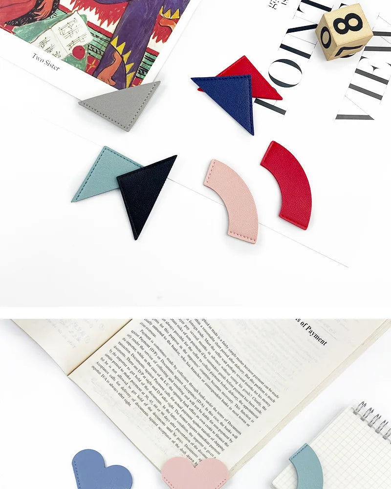 PU Bookmark Leather Heart Bookmark Mini-portable Gift Heart Bookmark Page Folder Corner Protective Cover School Supplies