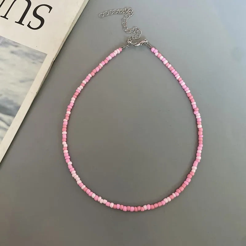 Fashion Choker Necklace for Girl Women White Color Nature Shell Love Heart Fashion Short Necklace Gift for Friend Spring Summer