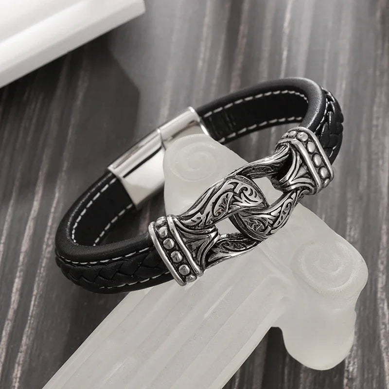Vintage Hand Woven Eco-Friendly Leather Cross Bracelet with Magnetic Clasp Men\'s Fashion Pendant Religious Amulet Jewelry