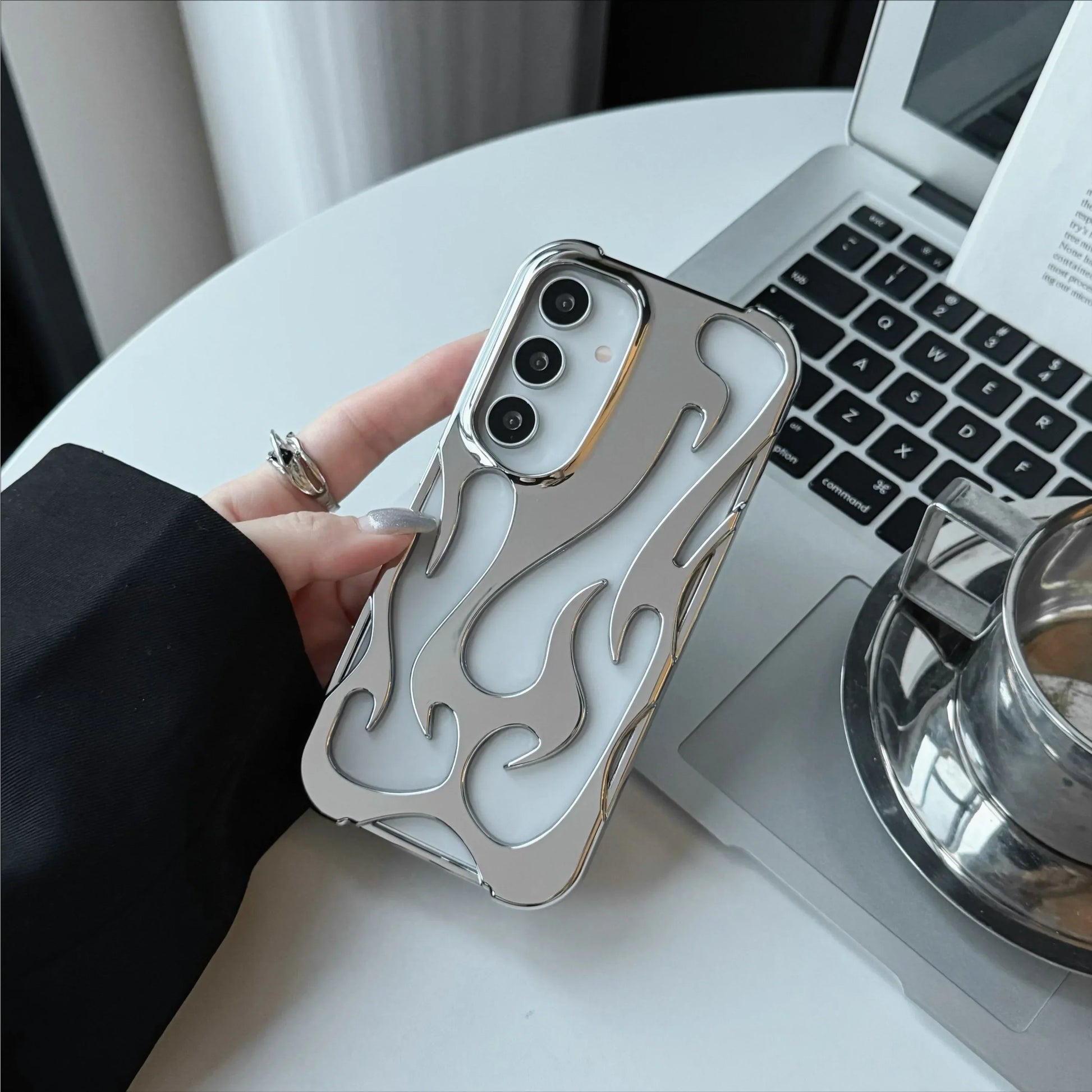 Fashion Hollow Slim Flame Pattern Soft Case For Samsung Galaxy S25 S24 Ultra S22 S23 A54 A55 A16 A15 A14 A06 Shockproof 3D Cover