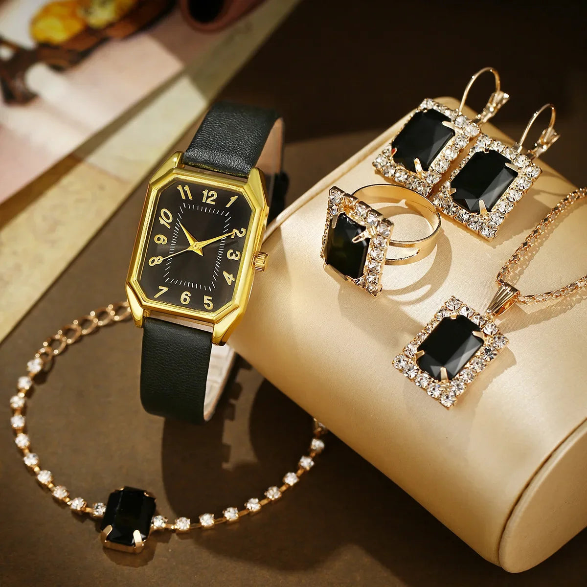 2024 New Leisure Fashion Leather Women's Business Square Quartz Watch Korean Rhinestone Jewelry Set Reloj Mujer Elegante