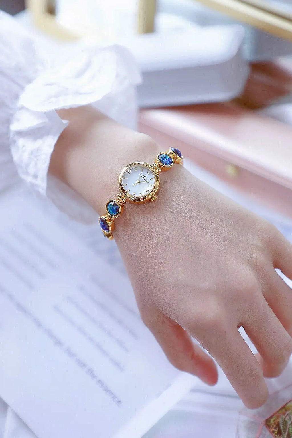 Fashion Ladies Quartz Wristwatches Luxury Peacock Stone Strap Watch for Women Girl Gift Clock Dropshipping Relojes Para Mujer