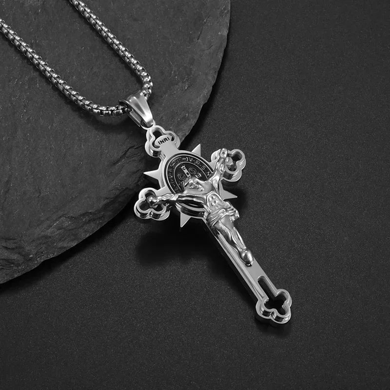 Christian Iced Out Bling Jesus Head Portrait Necklace Pendant Male and Female Cross Catholic Amulet Jewelry