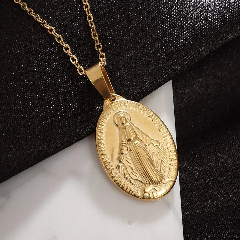 Beautiful Stainless Steel Catholic Virgin Mary Portrait Square Pendant Necklace for Men and Women Religious Catholic Jewelry