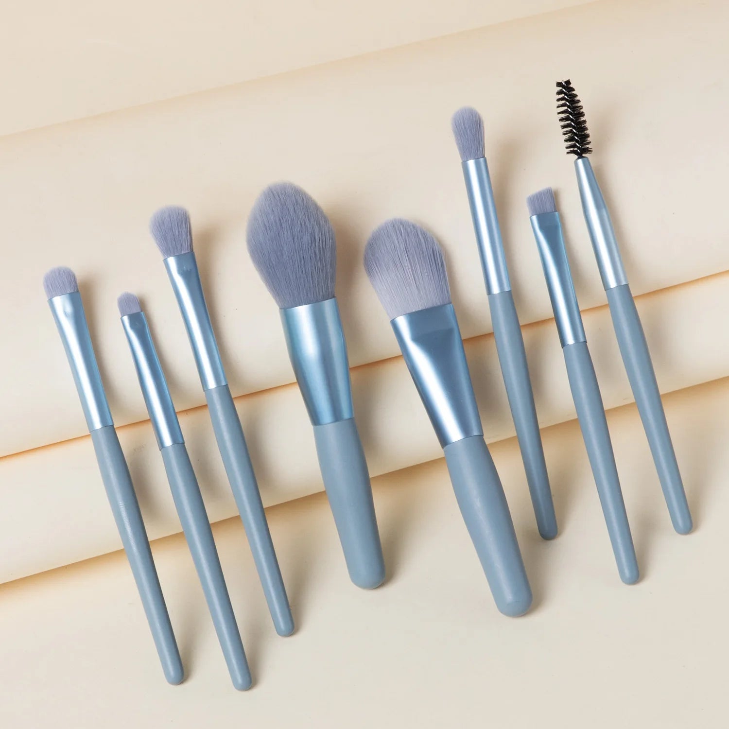 New 8Pcs Makeup Brush Set Makeup Concealer Brush Blush Loose Powder Brush Eye Shadow Highlighter Foundation Brush Beauty Tools
