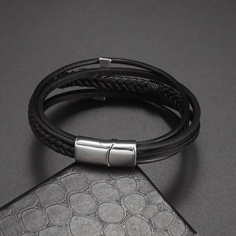 Vintage Hand Woven Eco-Friendly Leather Cross Bracelet with Magnetic Clasp Men\'s Fashion Pendant Religious Amulet Jewelry