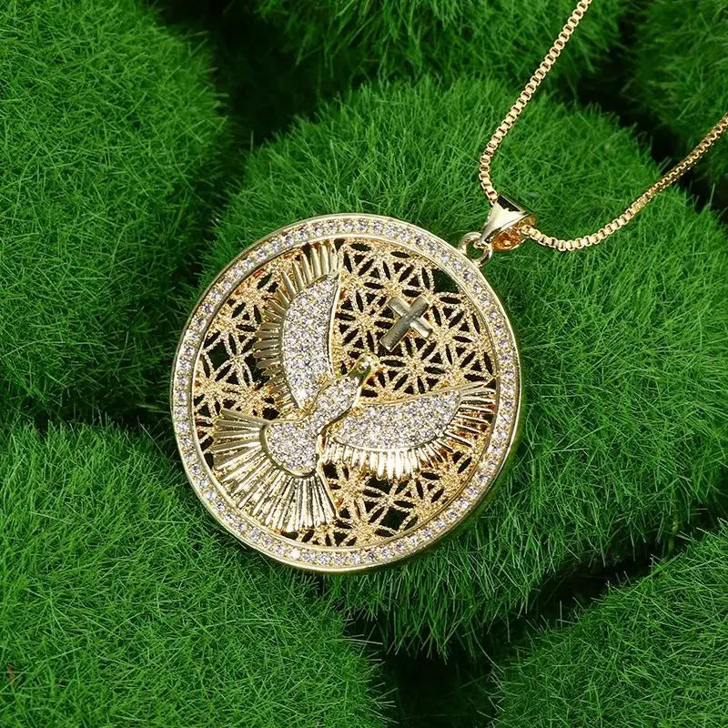 Exquisite Christ The Savior Jesus Necklace Men Women Religious Prayer Lucky Amulet Jewelry