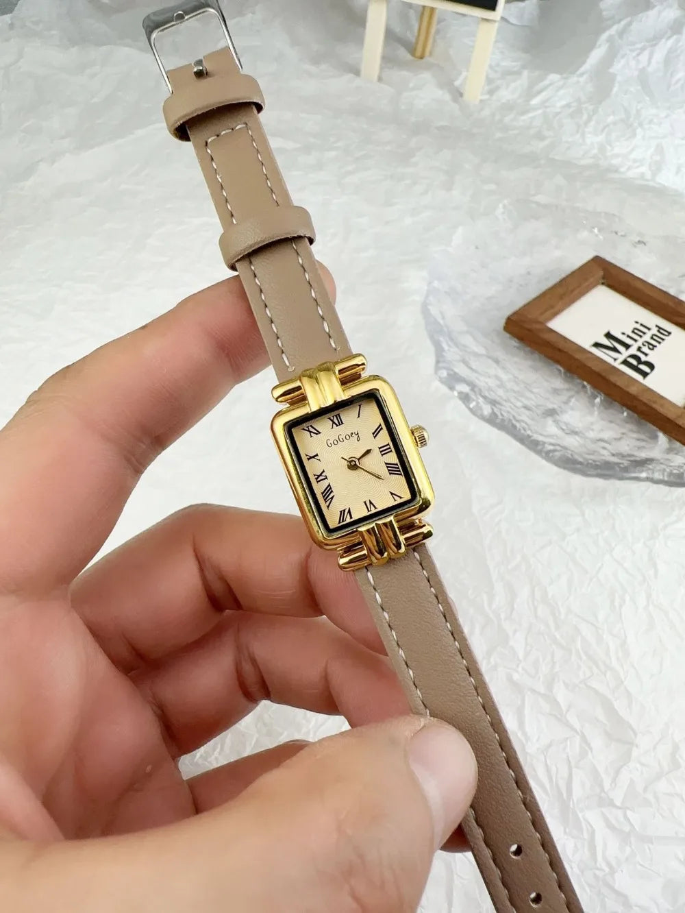 Fashion Ladies Watch Simple Vintage Roman Dial Quartz Watch Leather Strap Women Wristwatches Dropshipping Relojes Para Mujer