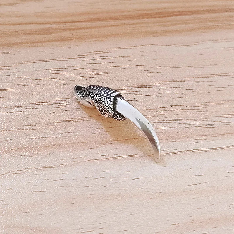 Vintage Punk Dragon Claw Pendant Necklace for Men Personality Biker Pendant Hip Hop Rock Party Jewelry Gifts