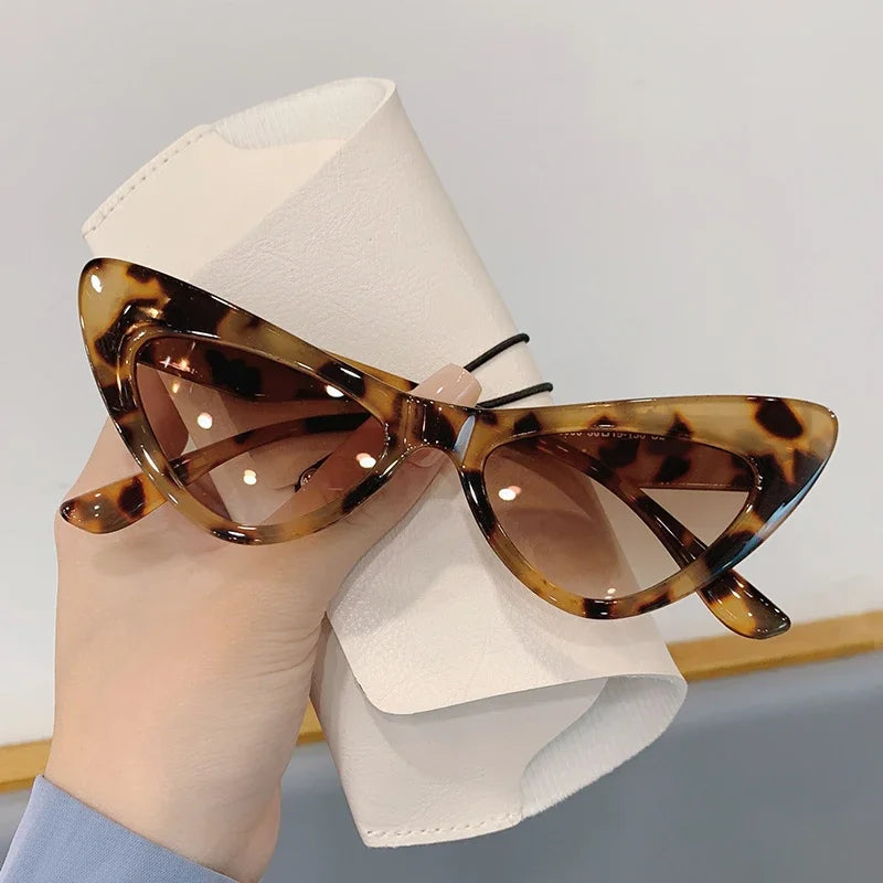Fashion Cat Eye Sunglasses for Women 2023 New Fashion Vintage Personality Glasses Candy Colors Eyewear Outdoor Street Shooting