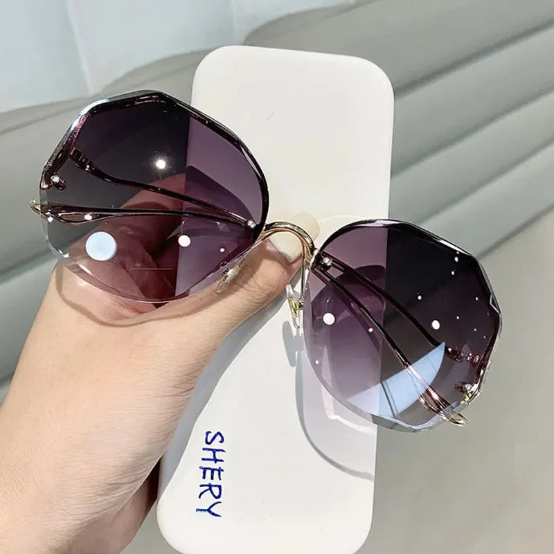 Luxury Round Gradient Sunglasses Women Metal Curved Temples Eyewear Ocean Rimless Fashion Sun Glasses Ladies UV400