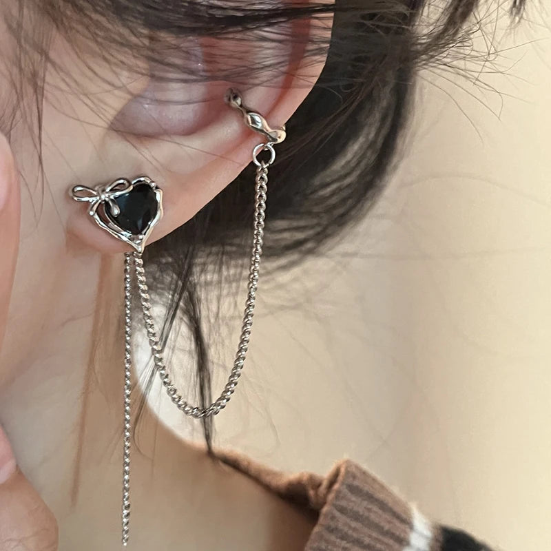 Gothic Black Love Crystal Clip Earrings for Women Exquisite Irregular Heart Stud Earring Long Link Tassel Y2K Jewelry Party Gift