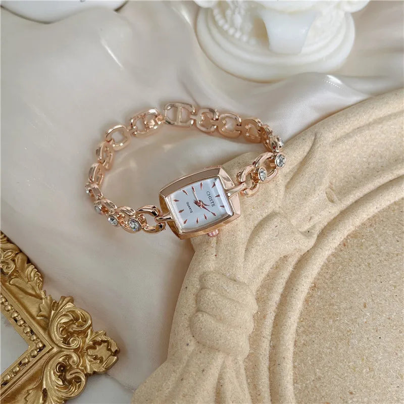Fashion Women Quartz Watches Rhinestone Studded Bracelet Watch Square Dial Luxury Ladies Watch Gift Dropshipping Clock Relojes