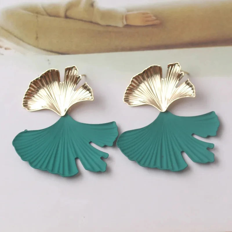 New Ginkgo Biloba Dangle Earrings for Women Gold Color Top Metal Statement Drop Earrings boucle d'oreille Unusual Earrings