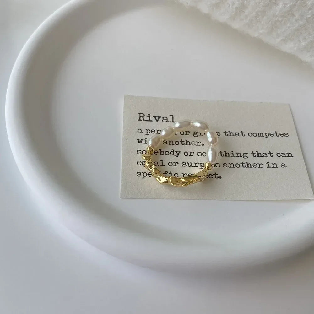 Korean Retro Elastic Rope Imitation Pearl Beaded Ring for Women Fashion Party Metal Chain Splicing Finger Ring Jewelry Women