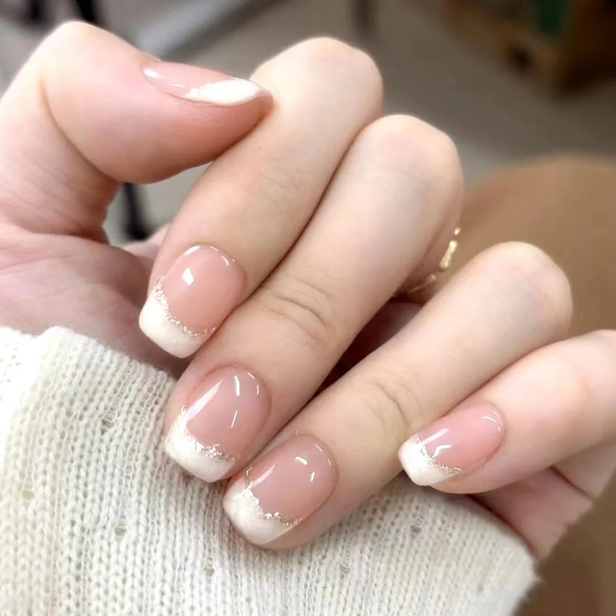 24pcs Suqare Head Press on Nails Cat Eye False Nails with Glue Simple French Nail Full Cover Glossry Nude Artificial Fake Nails