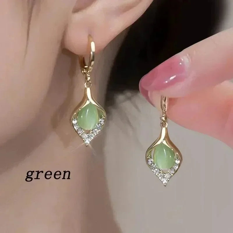New Cat's Eye Fashion Geometric Earrings for Women Temperament Drop Earrings Girl Gift Earring Wedding Party Jewelry Gift