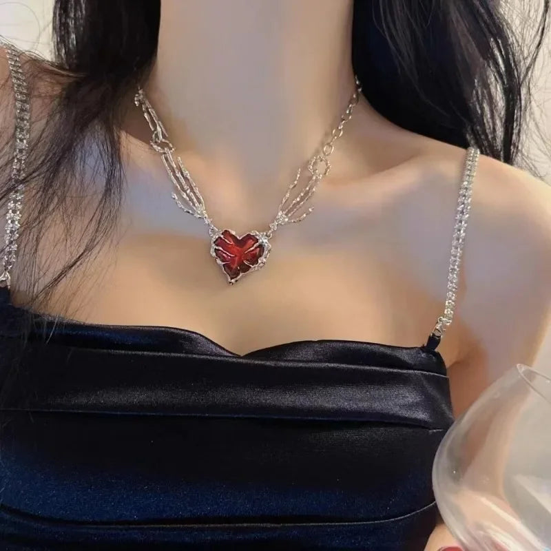 New Red Love Heart Pendant Necklace Women Exaggerated Clavicle Chain Niche Design Hand Bone Shape Charm Chain
