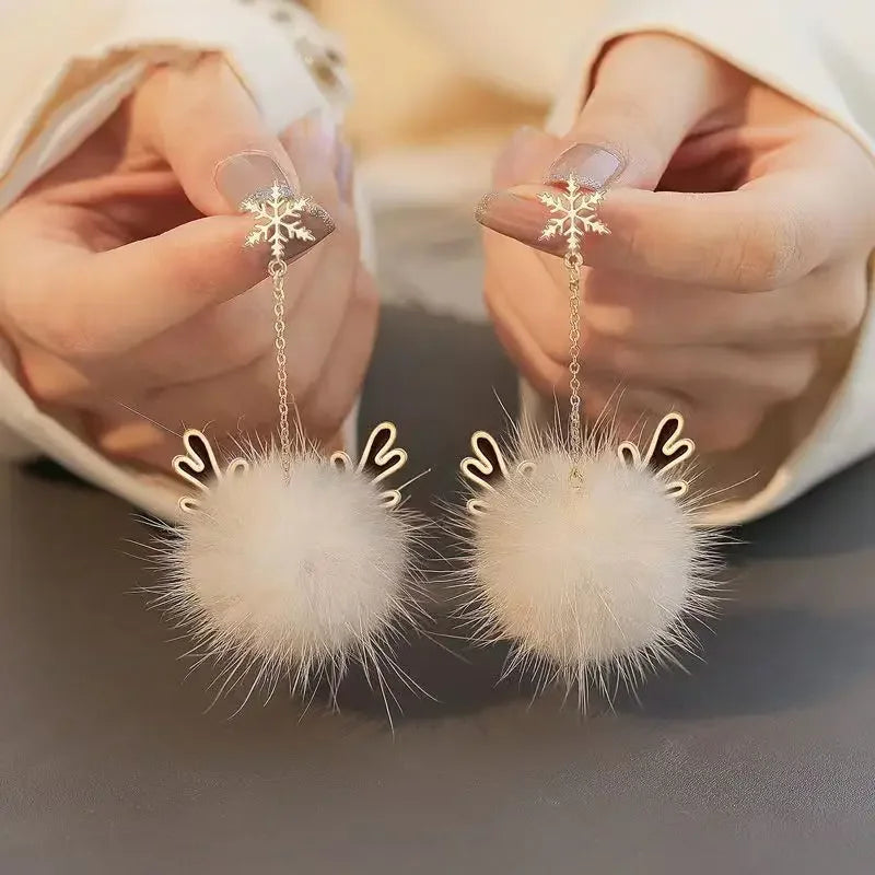 Elegant Snowflake Stud Earrings for Women Korean Fashion Imitation Pearl Crystal Zircon Earring Girls Party Jewelry