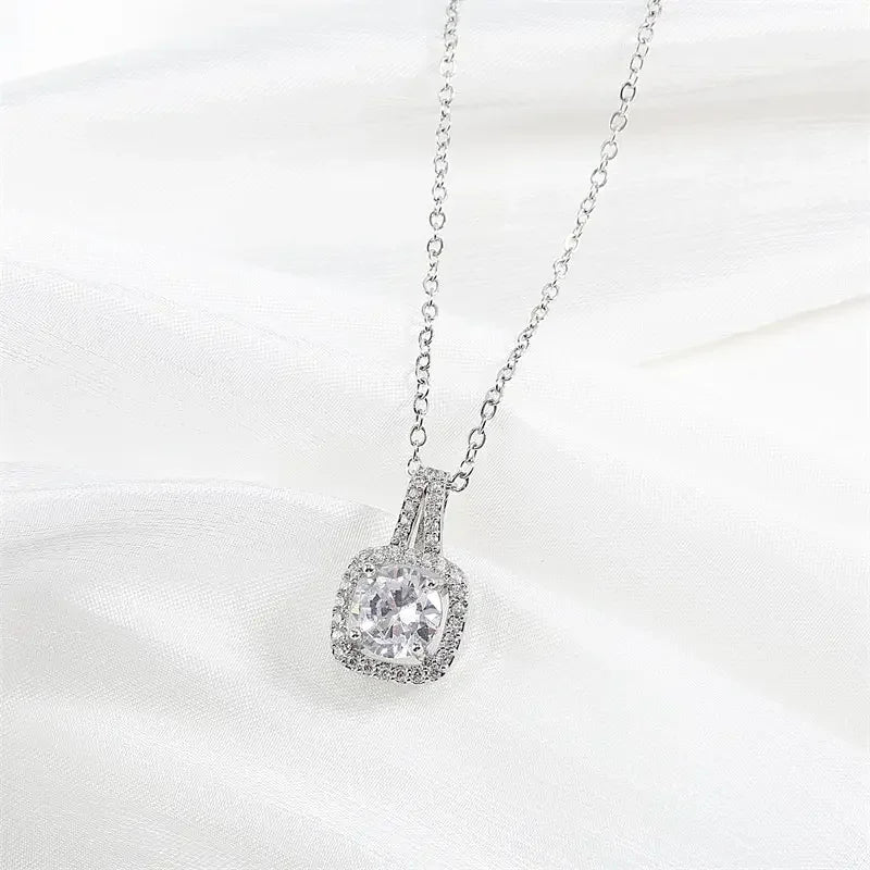 Stainless Steel Chain Classic Shiny Zircon Square Pendant Necklace for Women Lady Vintage Jewelry Accessories Gifts