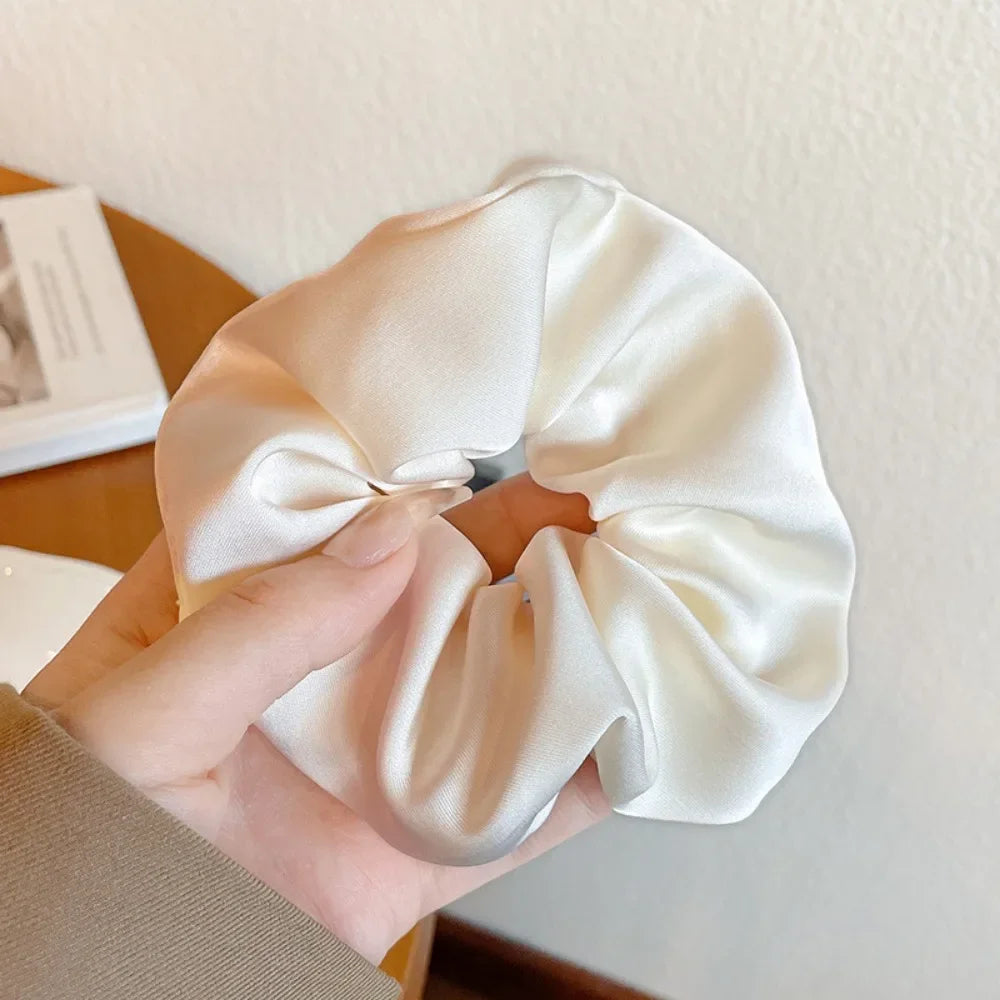High-quality Silk Hair Scrunchie French Elegant Solid Color Hair Band Ladies Ponytail Holder for Party Fashion Hair Ties 실용도매