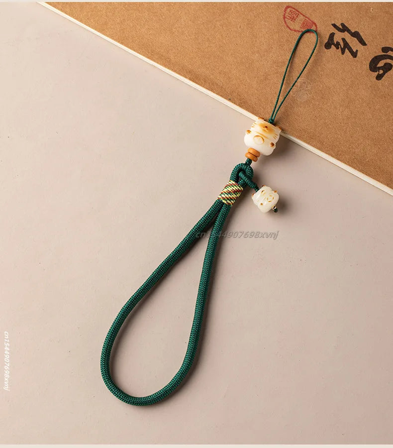 Cute Bodhi Lucky Cat Mobile Phone Wrist Hanging Chain Pendant Pendant Exquisite Anti-loss Drop-resistant Mobile Case Lanyard