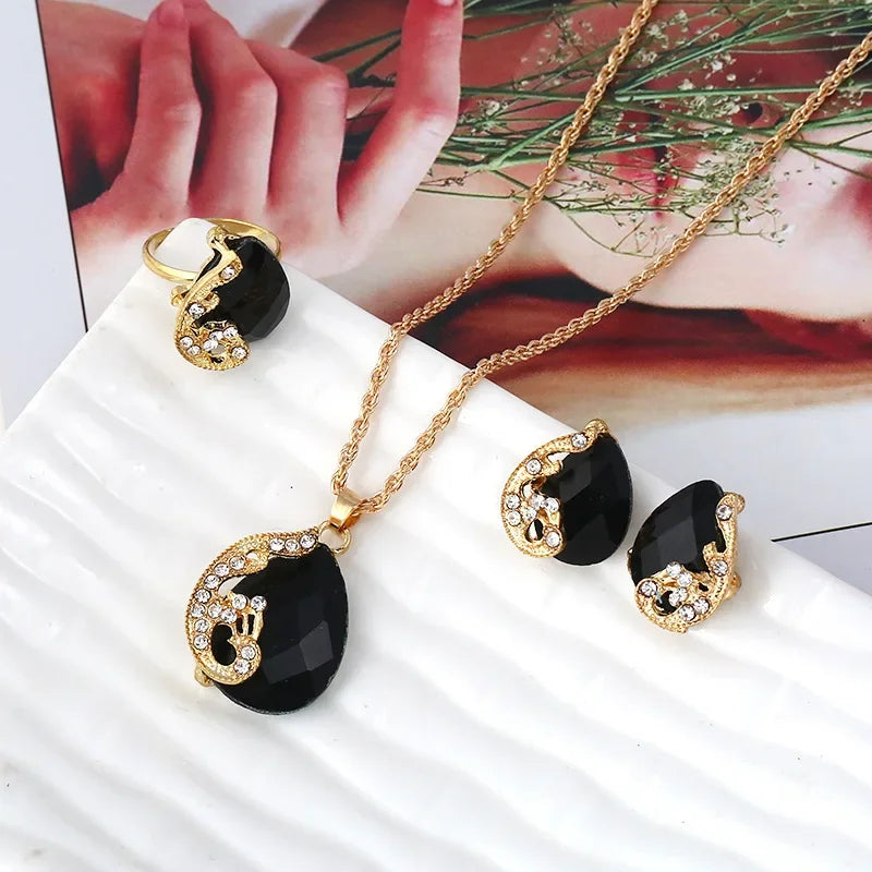 4PCS Trendy Water Droplets Peacock Jewelry Set Crystal Elegant Creative Series Peacock Exquisite Crystal Korean Edition Jewelry